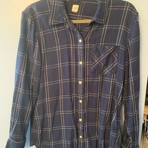 Gap Button Down Shirt